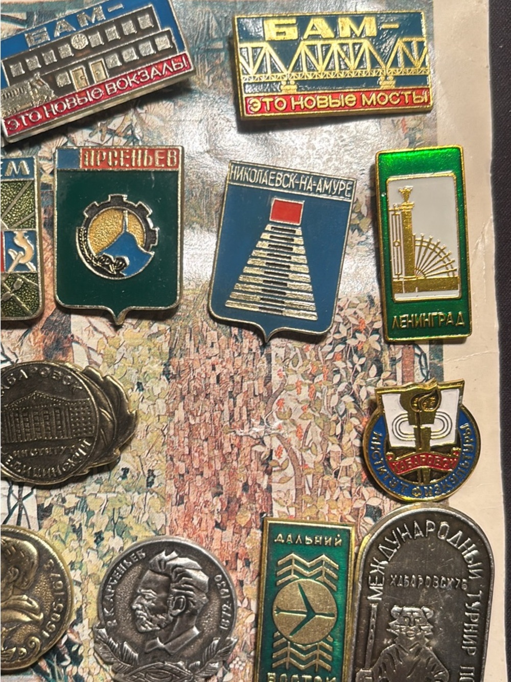 Assorted Vintage Decorative Pin Set - Multicolor - Picture 3 of 4